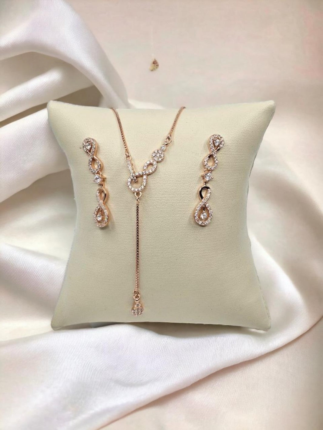 Infinite Elegance Rose Gold-Plated Pendant set - PSA Jewels