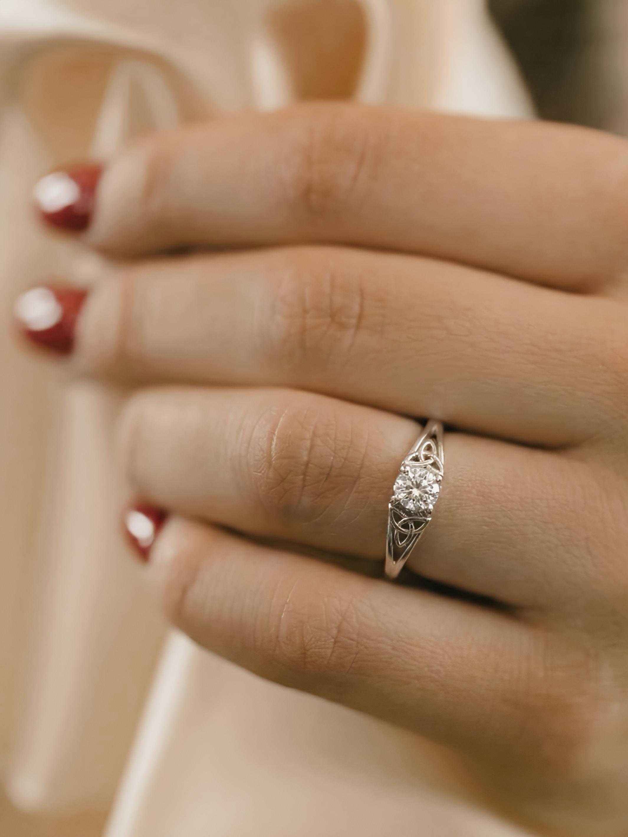 Pure Silver Blossom Patterned Ring