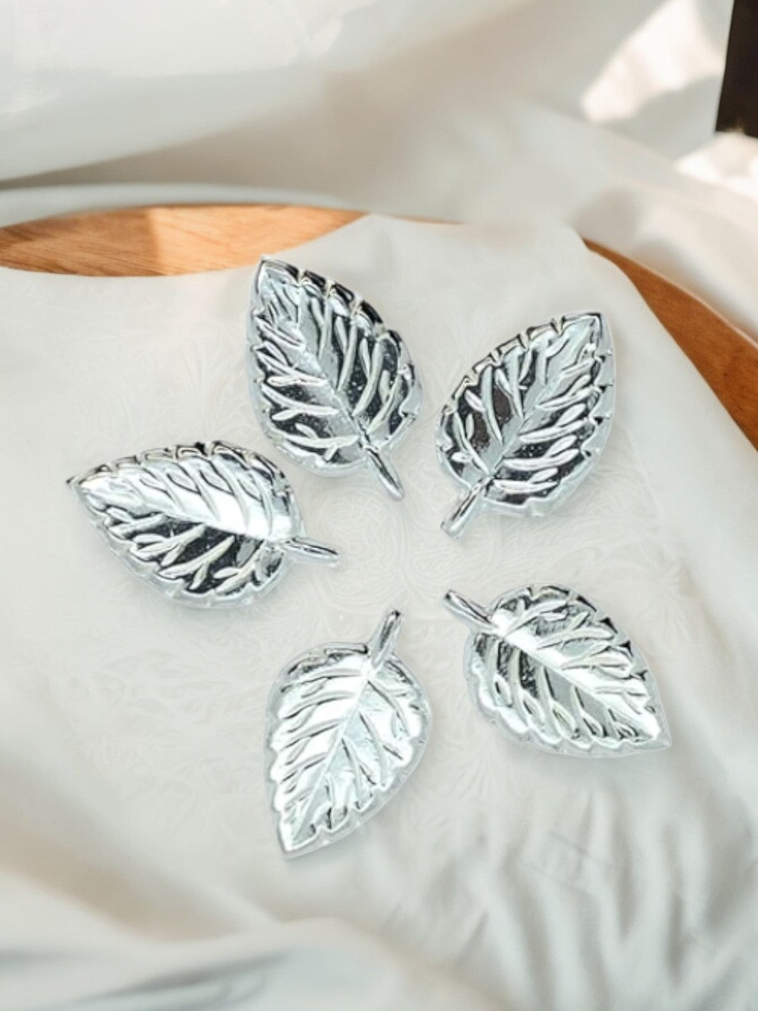 Silver Tulsi Patta/ Holy Basil (5 Leaves) - PSA Jewels