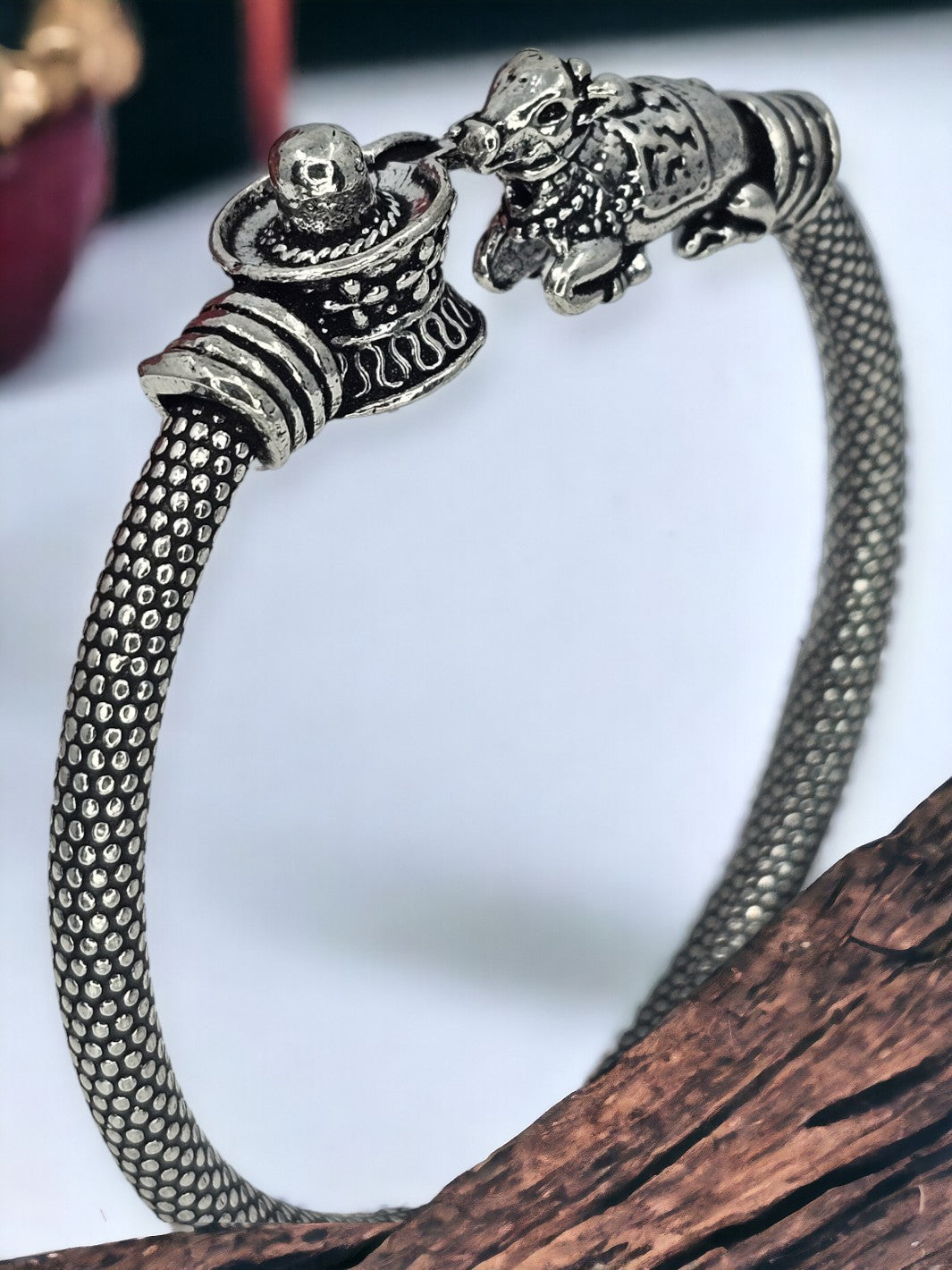 Lord Shiva Shivling with Nandi Embossed Lockable Bracelet - PSA Jewels