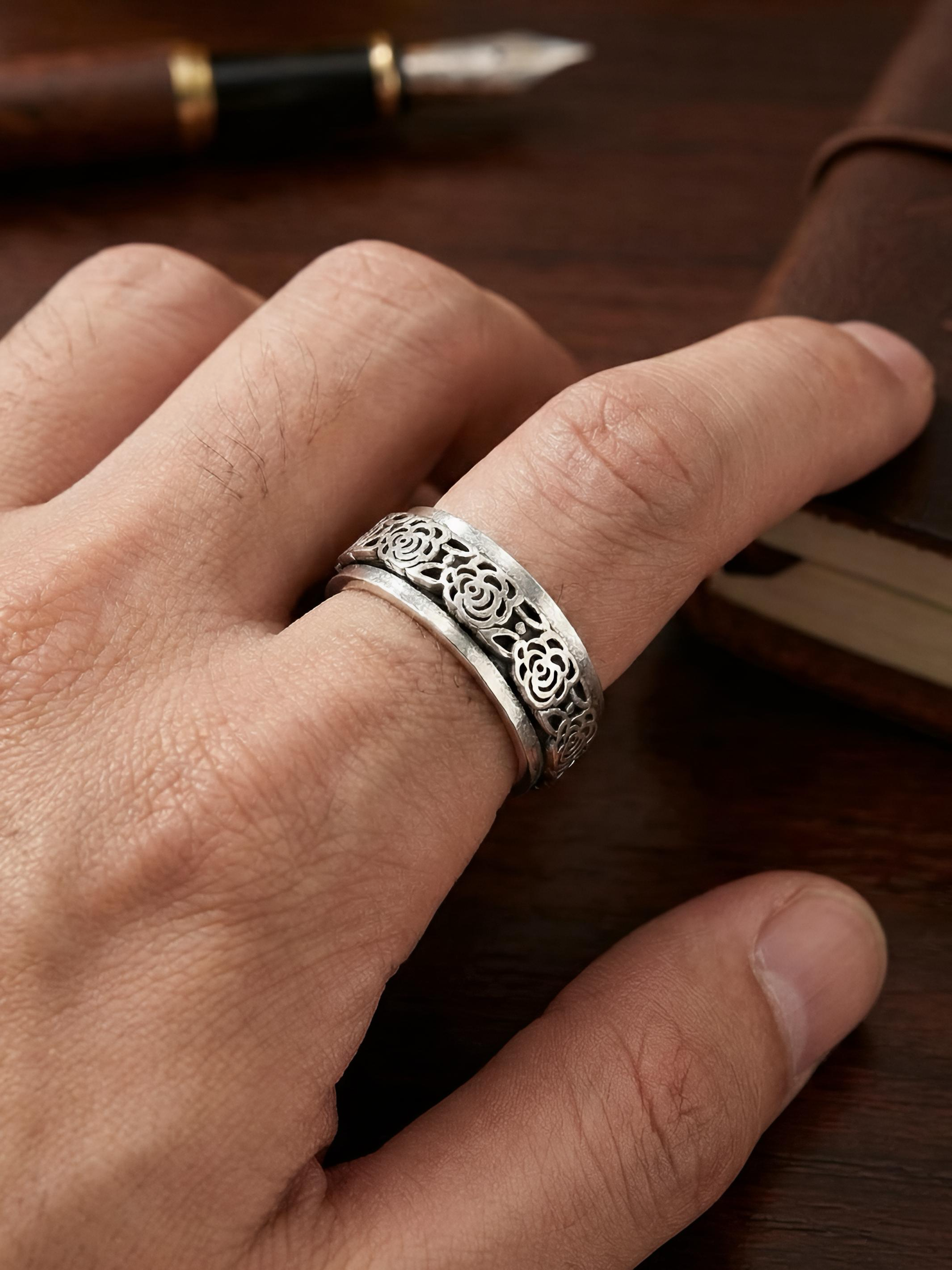 Rose Design Men’s Silver Ring