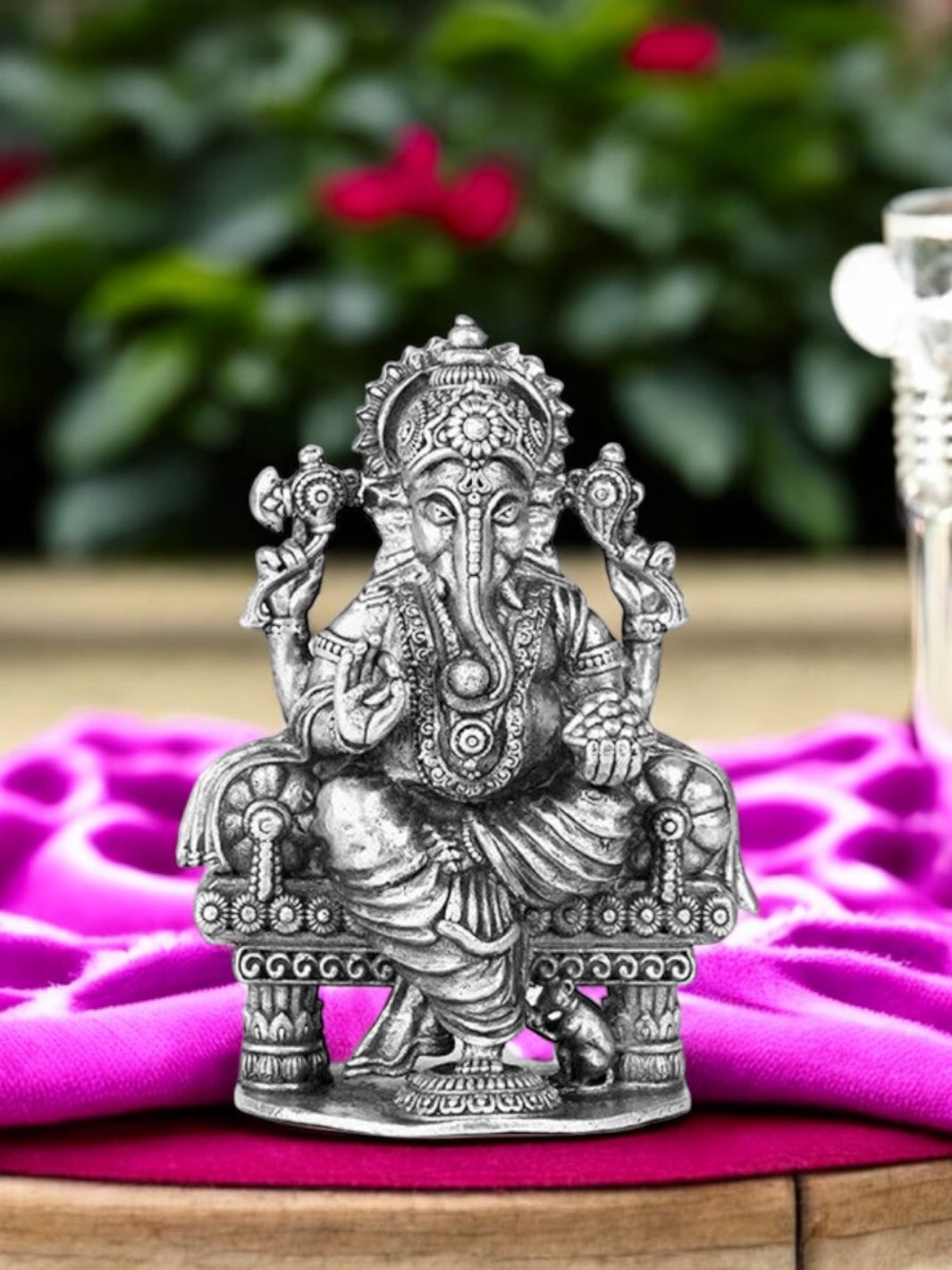 Almighty Lord Ganesh Pure Silver Antique 3d Idol