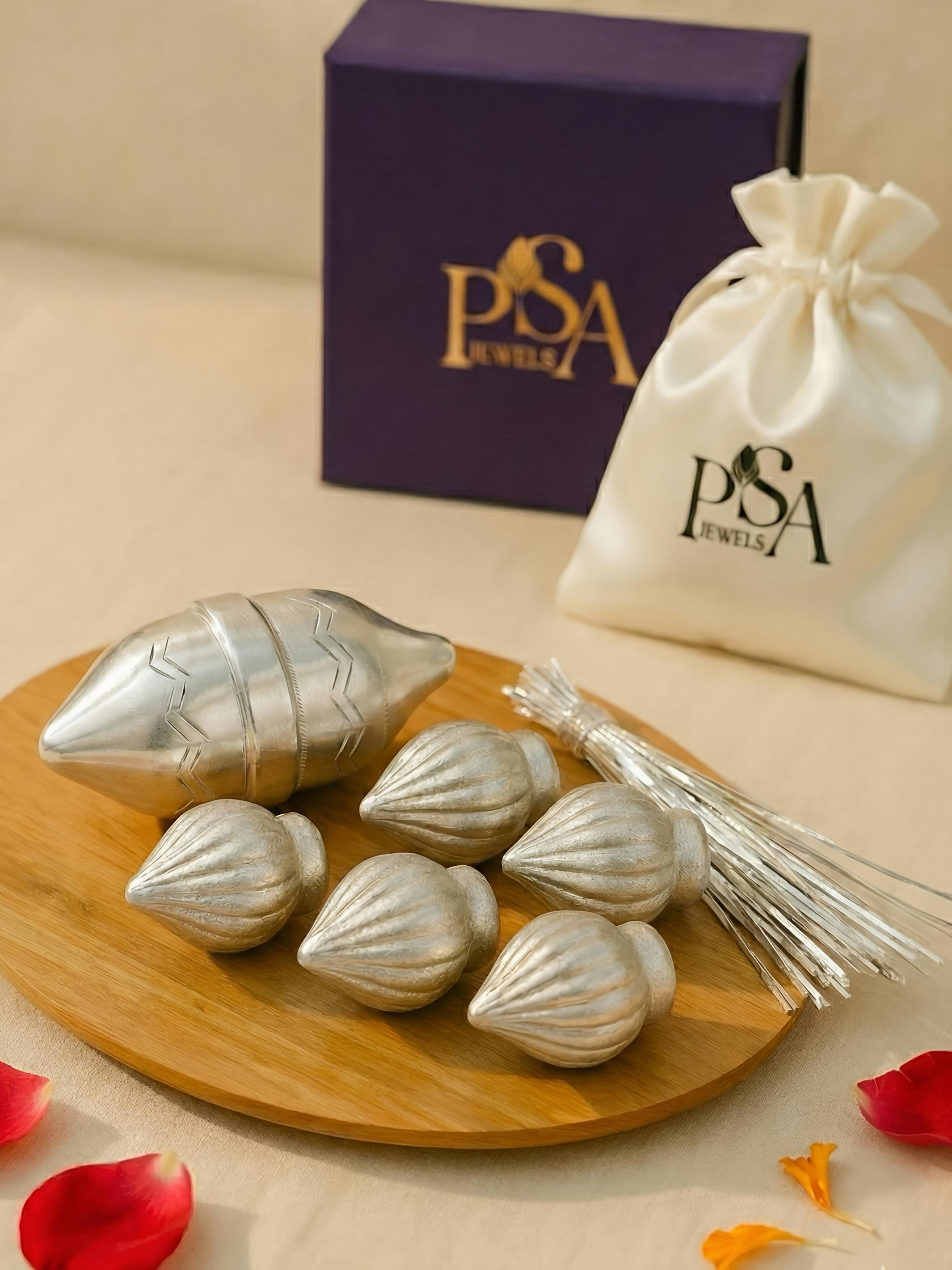 Shree Ganesh Pavitra Pure Silver Hamper / Gift Box