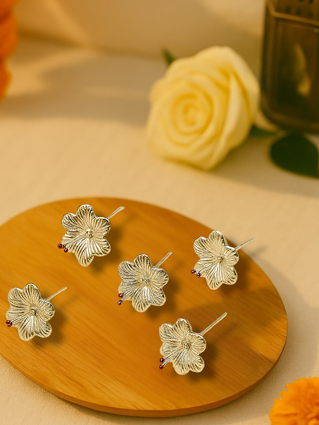 Pure Silver Small Jaswand / Hibiscus Flower (5 pieces)