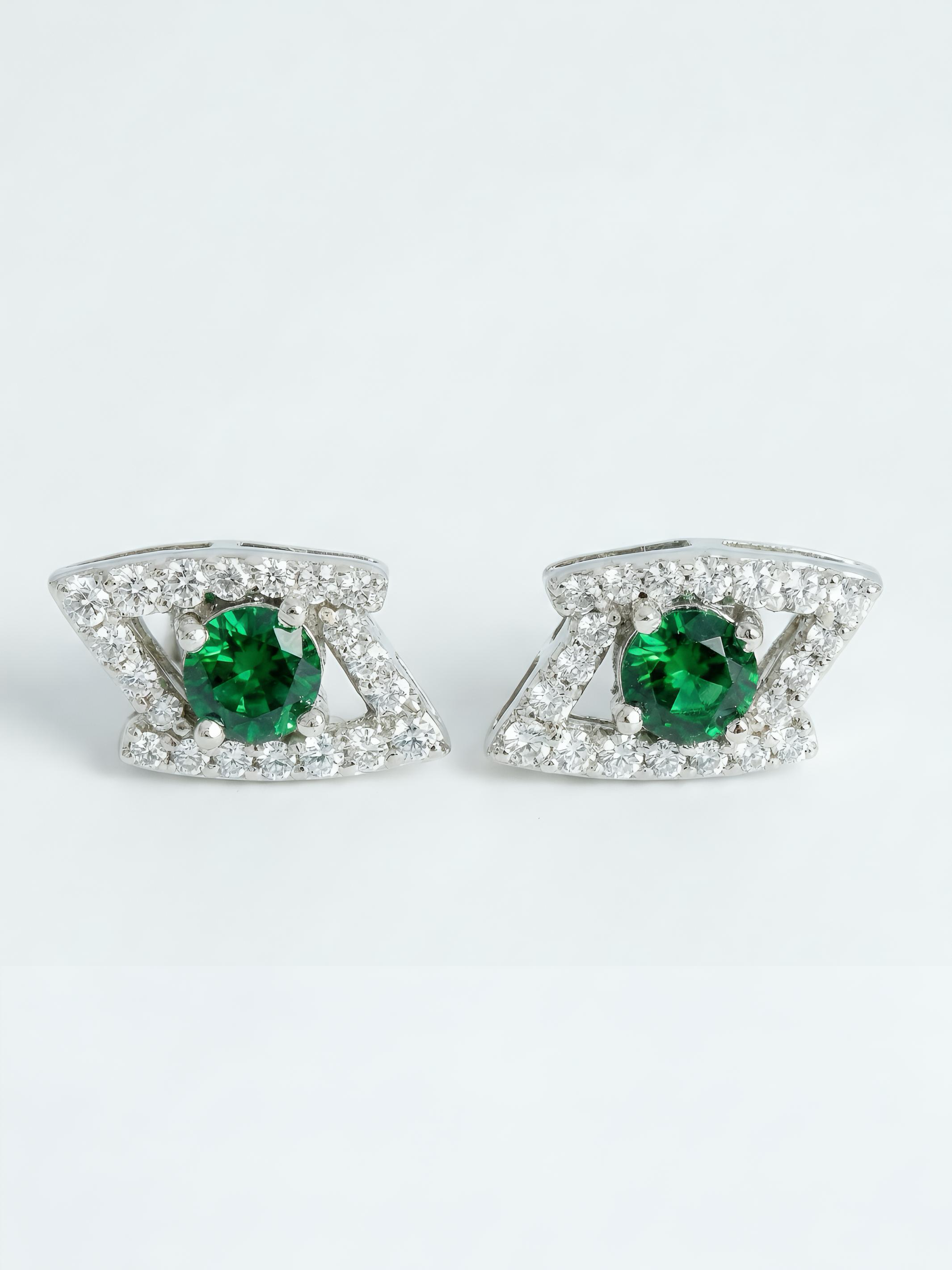 Pure Silver Contours of Leaves Earring with Green Sapphire
