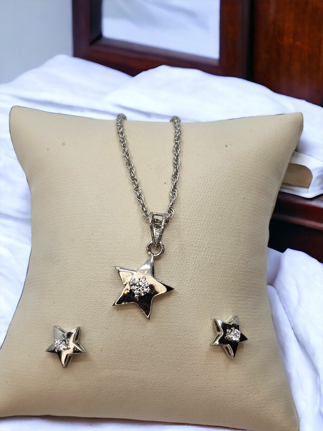 Sterling Silver Star Design Pendant Set - PSA Jewels