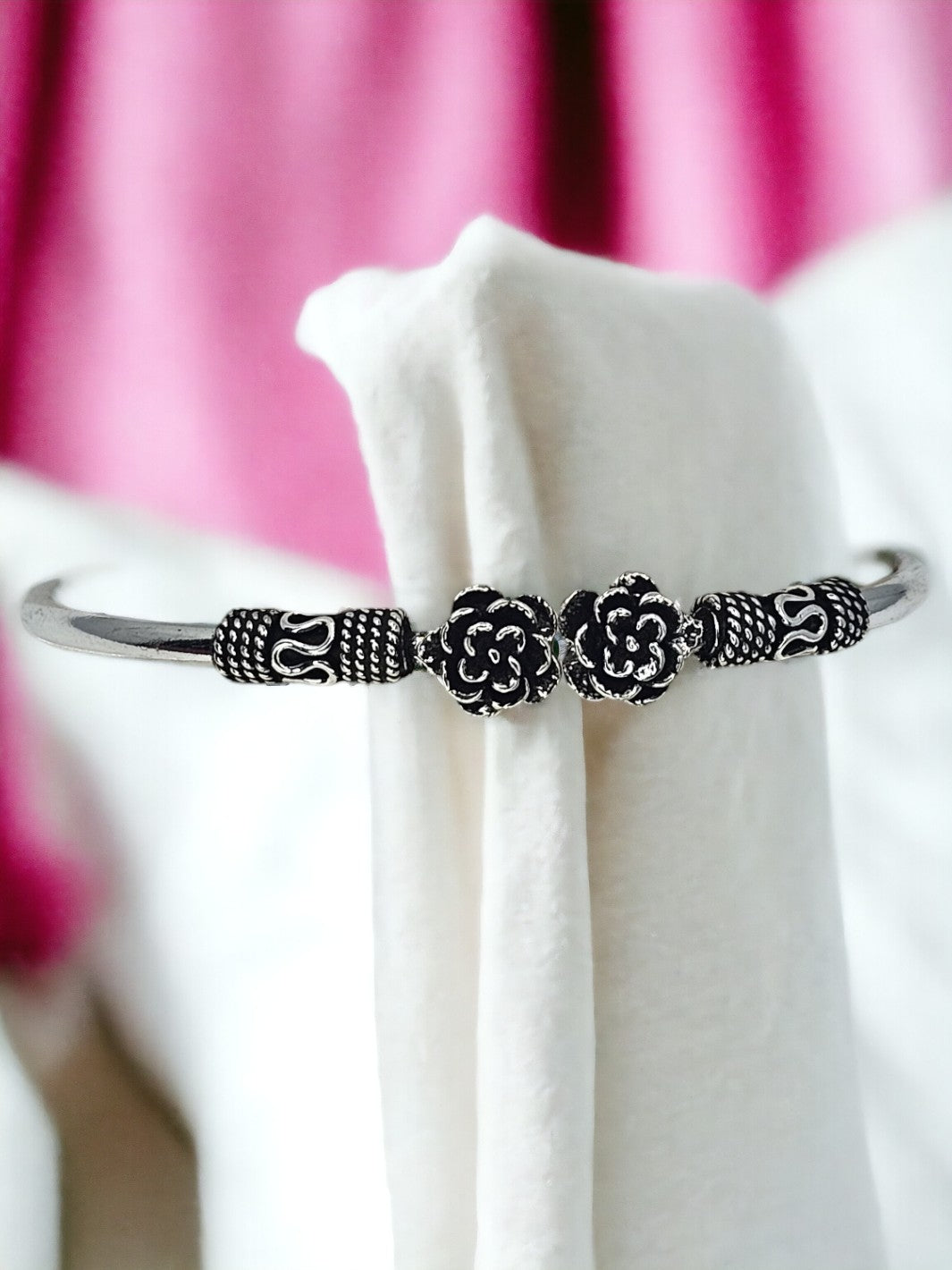 Silver Rose Pattern Oxidized Bracelet - PSA Jewels
