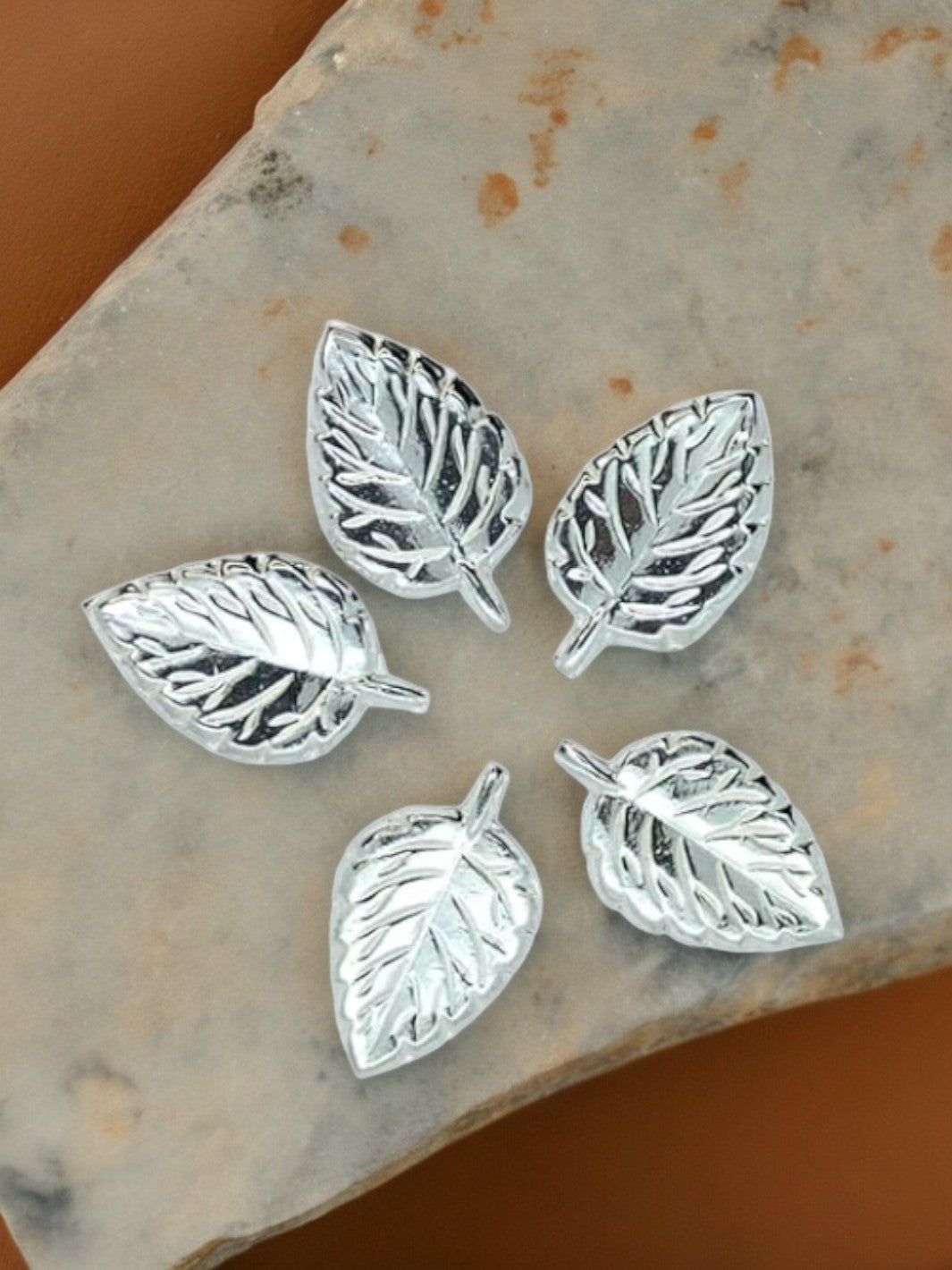 Silver Tulsi Patta/ Holy Basil (5 Leaves) - PSA Jewels