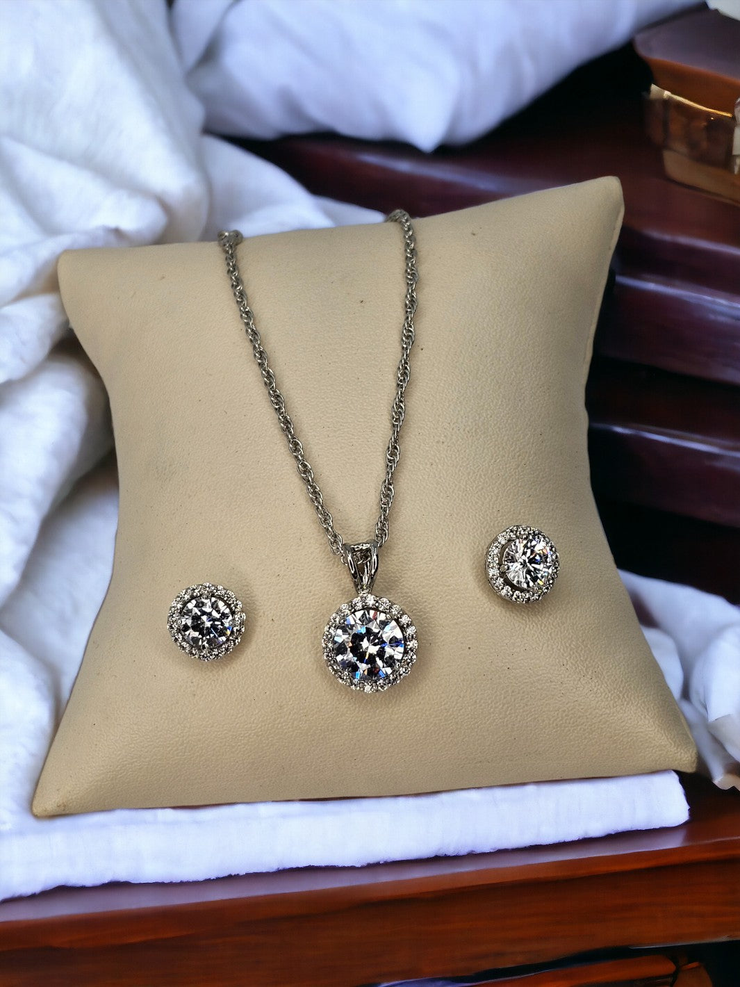 Sterling Silver Moment Wish Halo Moissanite Pendant Set - PSA Jewels