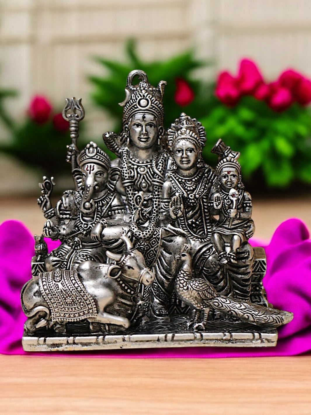 Pure Silver Antique Shivaparivaar Idol