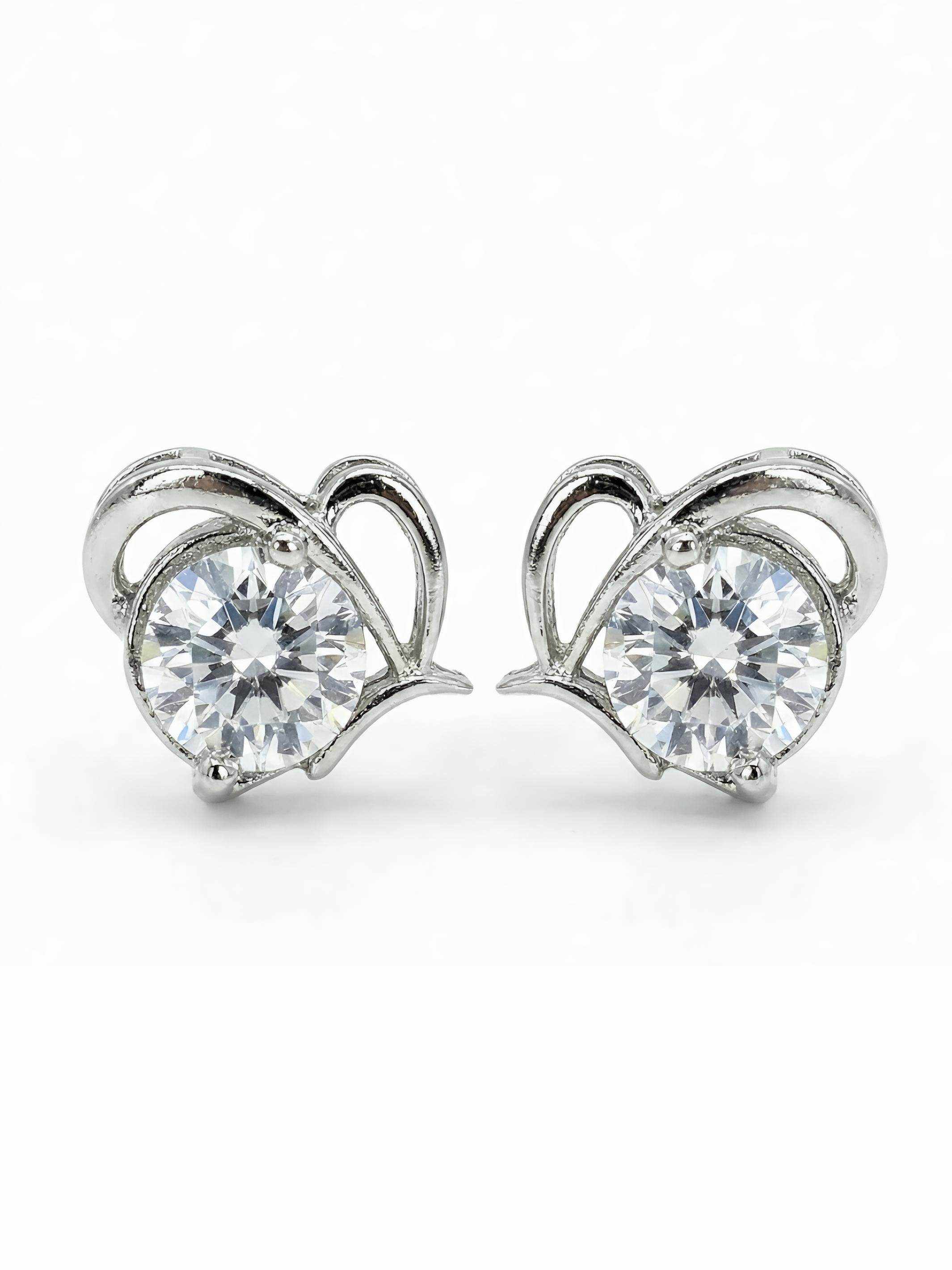 Oomph Stud Pure Silver Earring