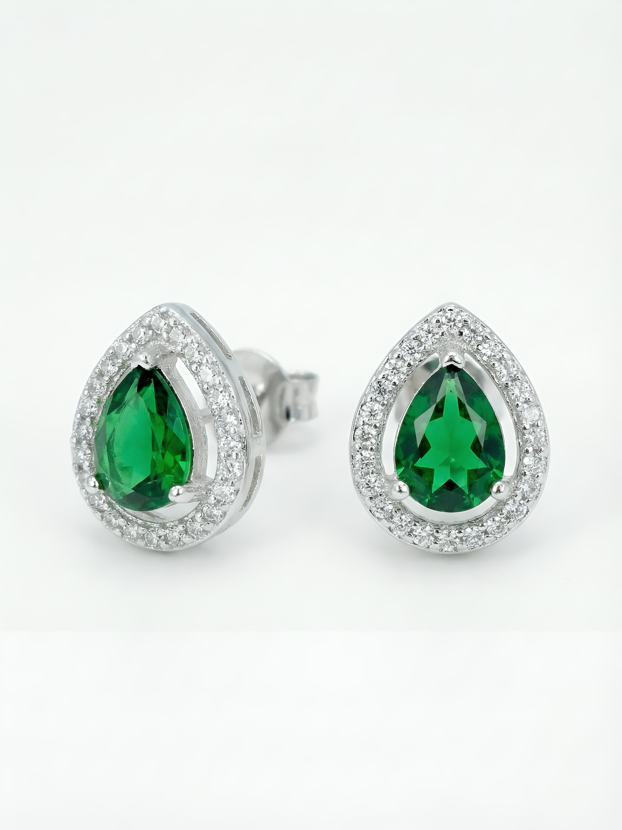 Pure Silver Pear Shape Earring with Sapphire