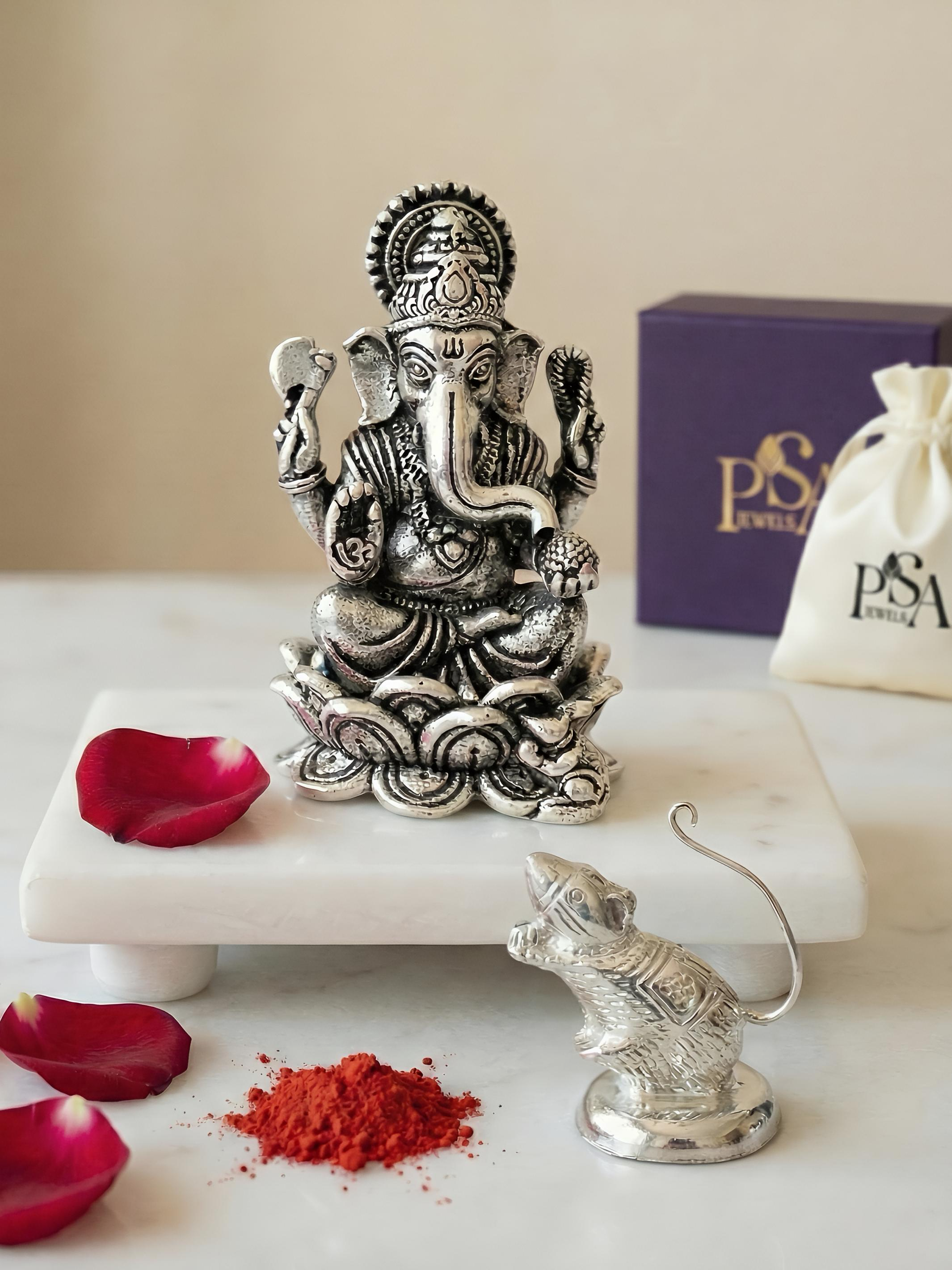 Vighnaharta & His Divine Mouse(Mushakraj) Pure Silver Hamper / Gift Box