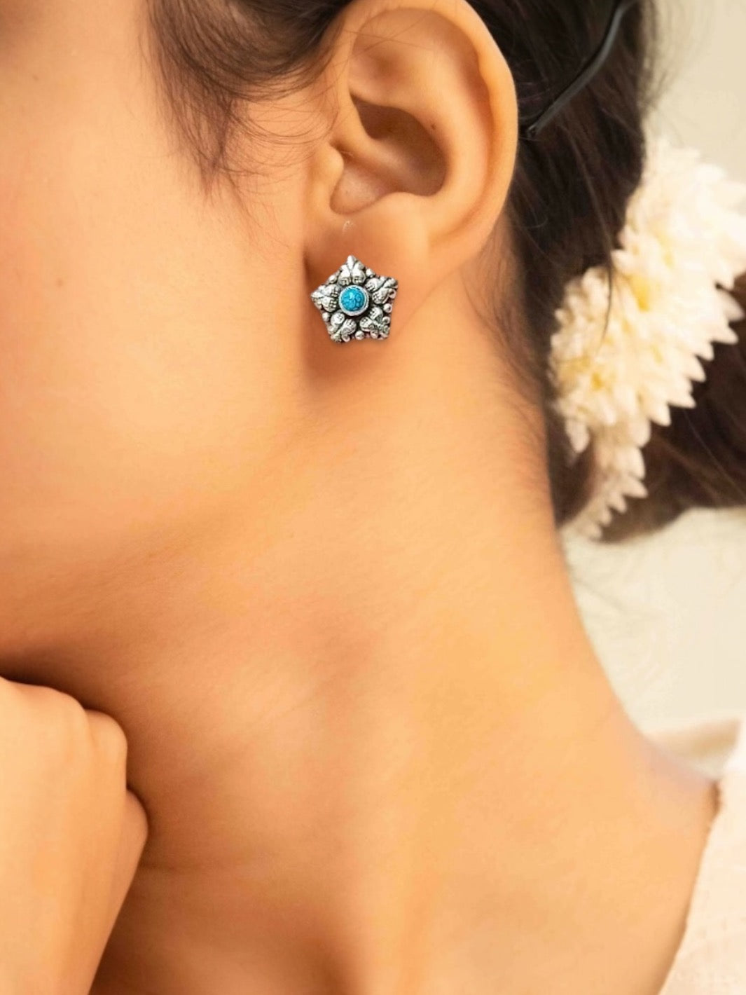 Moh Turquoise Flower Stud - PSA Jewels