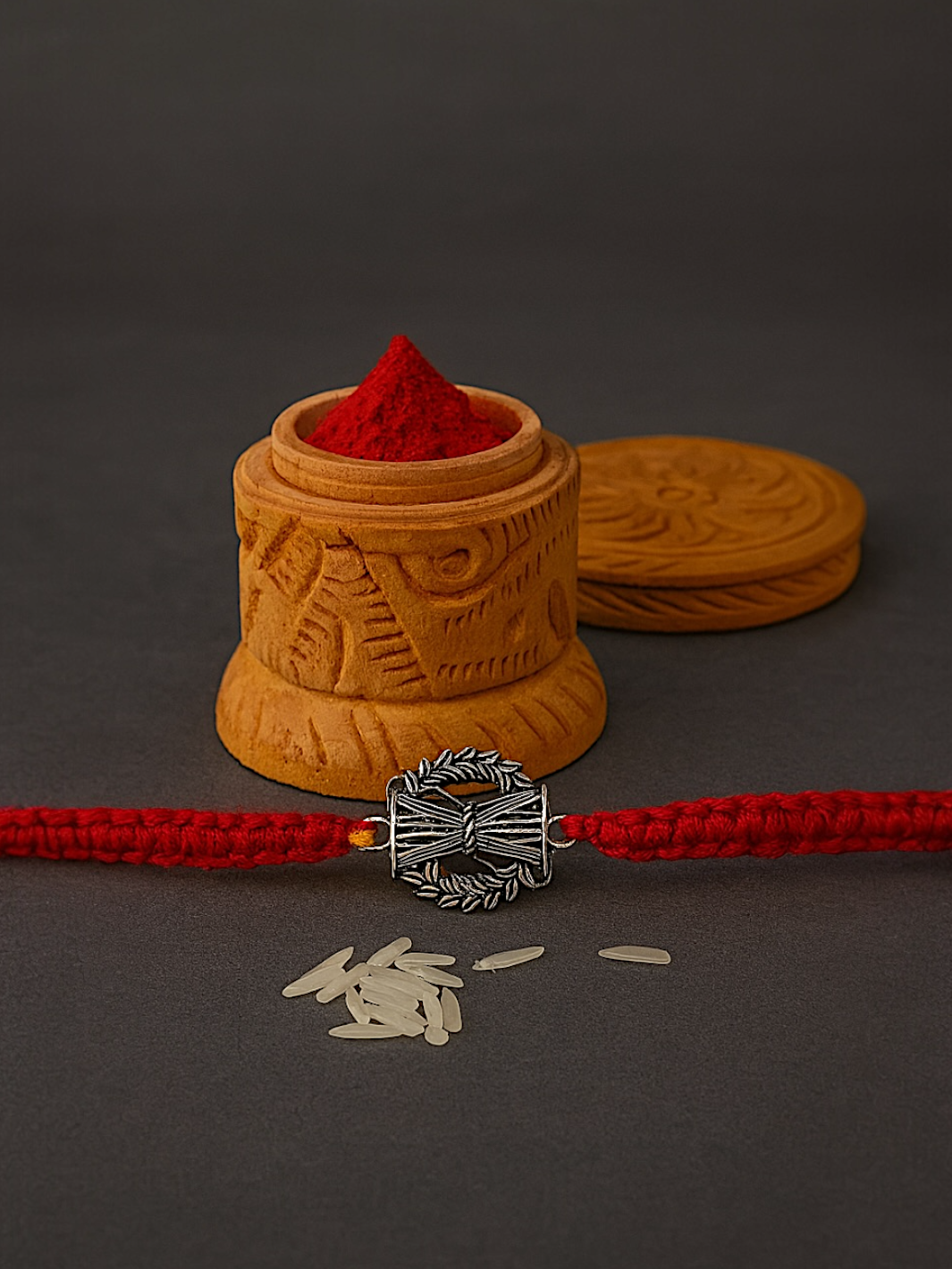 Auspicious Dambroo Moli Rakhi